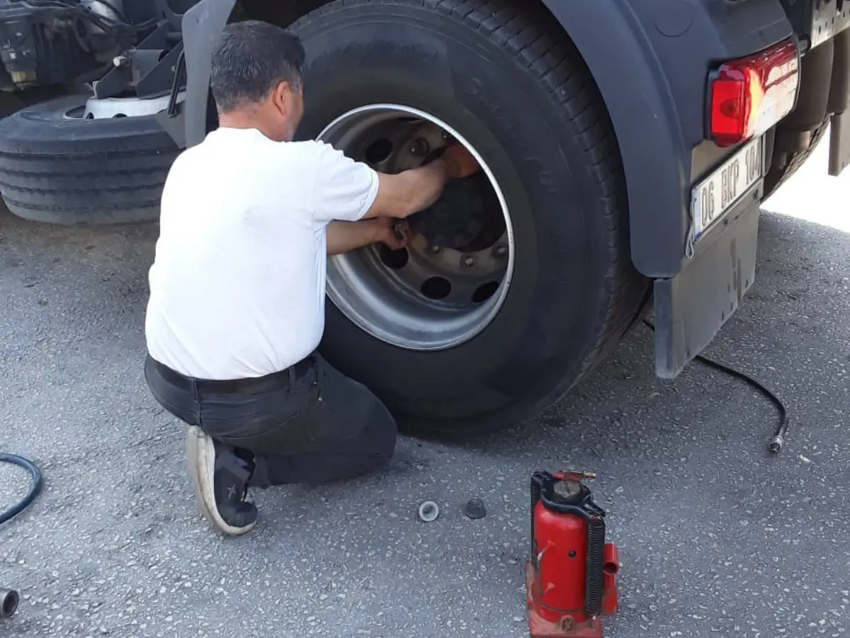 Çamlıyayla Oto Lastikçi